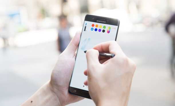 Samsung ra mắt Galaxy Note 8 ngay trước thềm ra iPhone 8?
