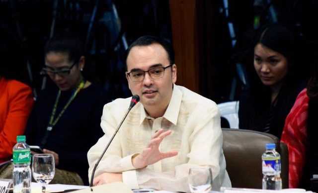 Ngoại trưởng Philippines trấn an về cảnh báo chiến tranh ở Biển Đông