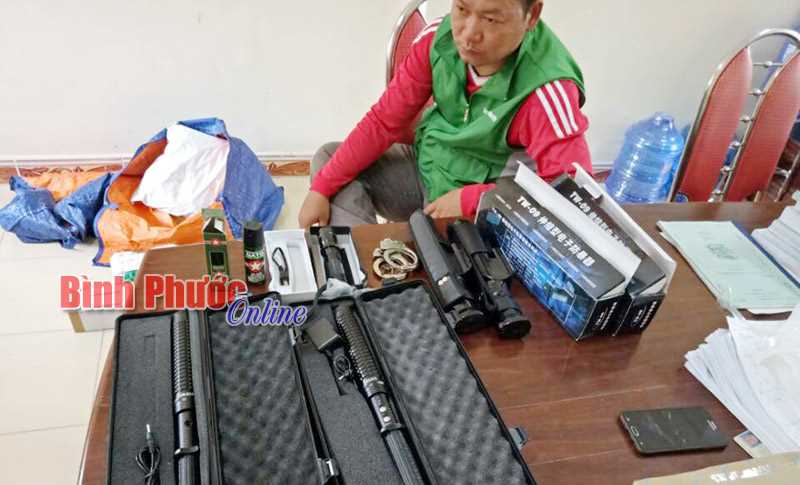 Phát hiện vụ vận chuyển công cụ hỗ trợ trái phép