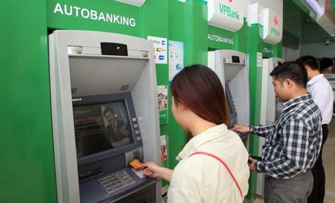 Mất tiền trong tài khoản: Lộ lỗ hổng bảo mật của ngân hàng