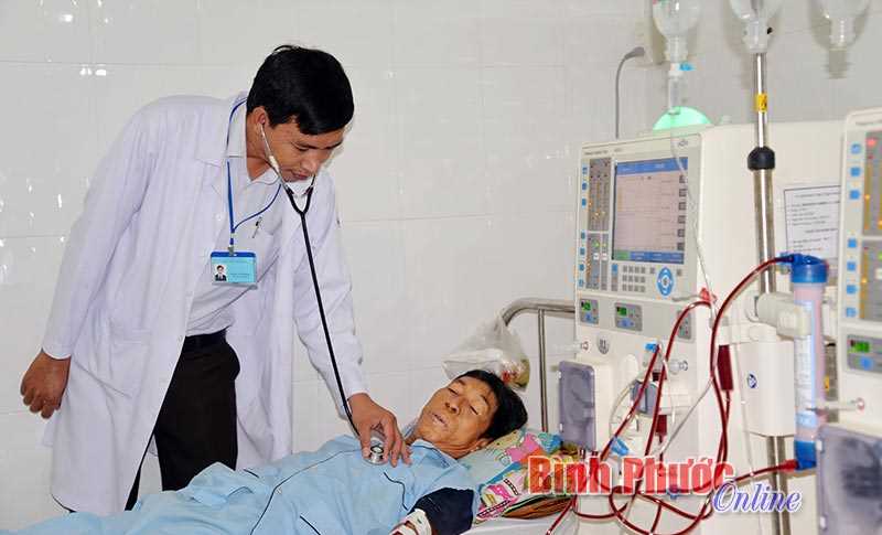 Bác sĩ Phan Văn Phòng vì sức khỏe cộng đồng