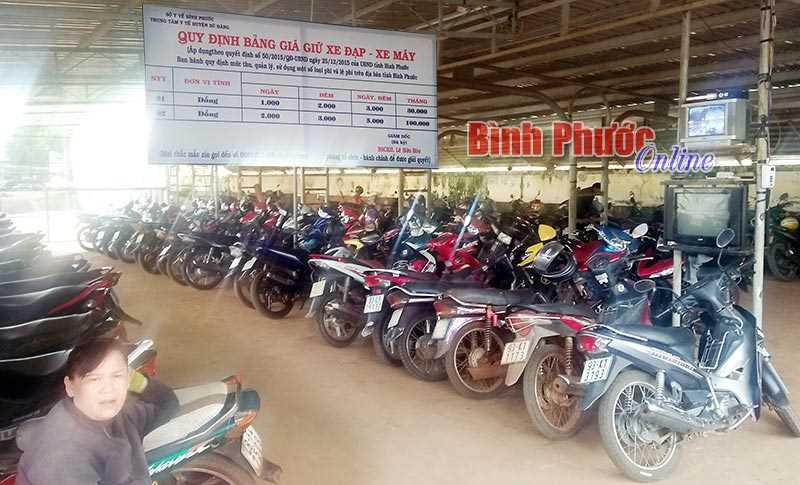 Giá giữ xe tại Trung tâm Y tế huyện Bù Đăng đã áp dụng theo quy định của UBND tỉnh