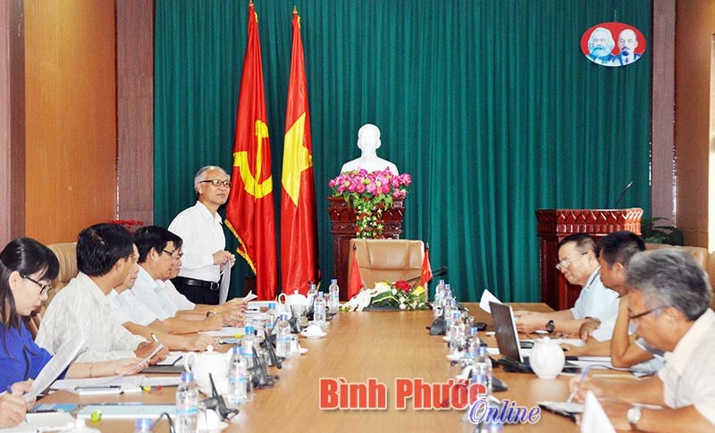 Ban Kinh tế - Ng&acirc;n s&aacute;ch HĐND tỉnh l&agrave;m việc với ng&agrave;nh thuế v&agrave; hải quan