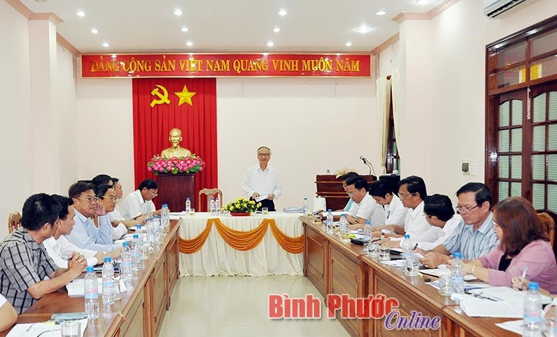 Ban Kinh tế - Ng&acirc;n s&aacute;ch thẩm tra c&aacute;c dự thảo tr&igrave;nh kỳ họp thứ 4 HĐND tỉnh