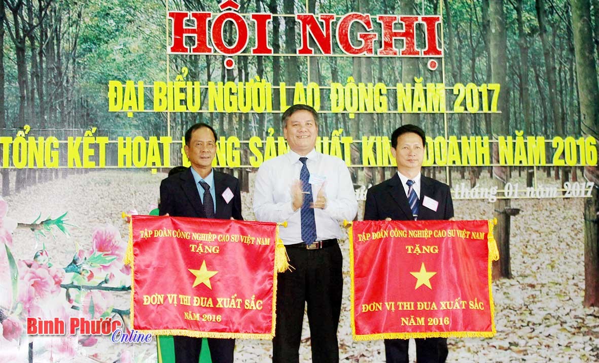 C&ocirc;ng ty TNHH MTV cao su Lộc Ninh đồng h&agrave;nh với Lộc Ninh trong 45 năm x&acirc;y dựng v&agrave; ph&aacute;t triển&nbsp;