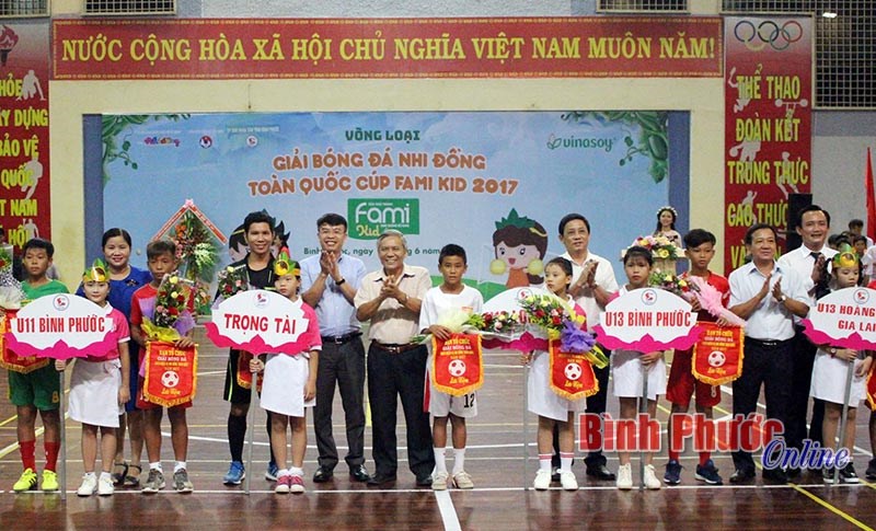 Bình Phước đại thắng 8-1