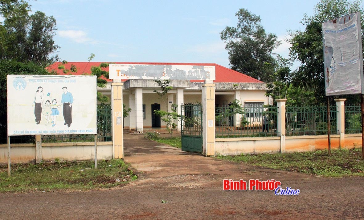 Những vướng mắc trong hoạt động ở trạm y tế xã