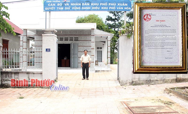 Chi bộ khu phố Ph&uacute; Xu&acirc;n - Điểm s&aacute;ng trong học tập v&agrave; l&agrave;m theo B&aacute;c