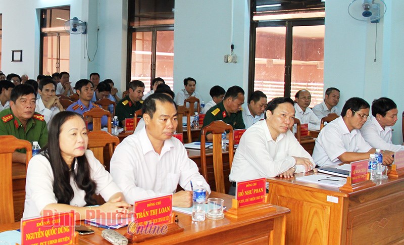 Chơn Th&agrave;nh, Ph&uacute; Riềng tổ chức hội nghị BCH Đảng bộ huyện