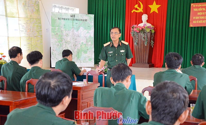 C&ocirc;ng t&aacute;c phổ biến, gi&aacute;o dục ph&aacute;p luật ở Bộ CHQS tỉnh