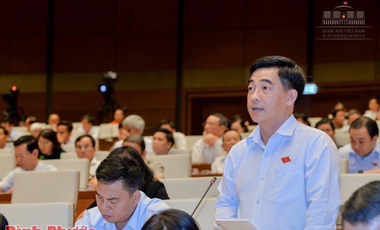 Đo&agrave;n ĐBQH tỉnh B&igrave;nh Phước chất vấn Bộ trưởng Bộ Kế hoạch - Đầu tư