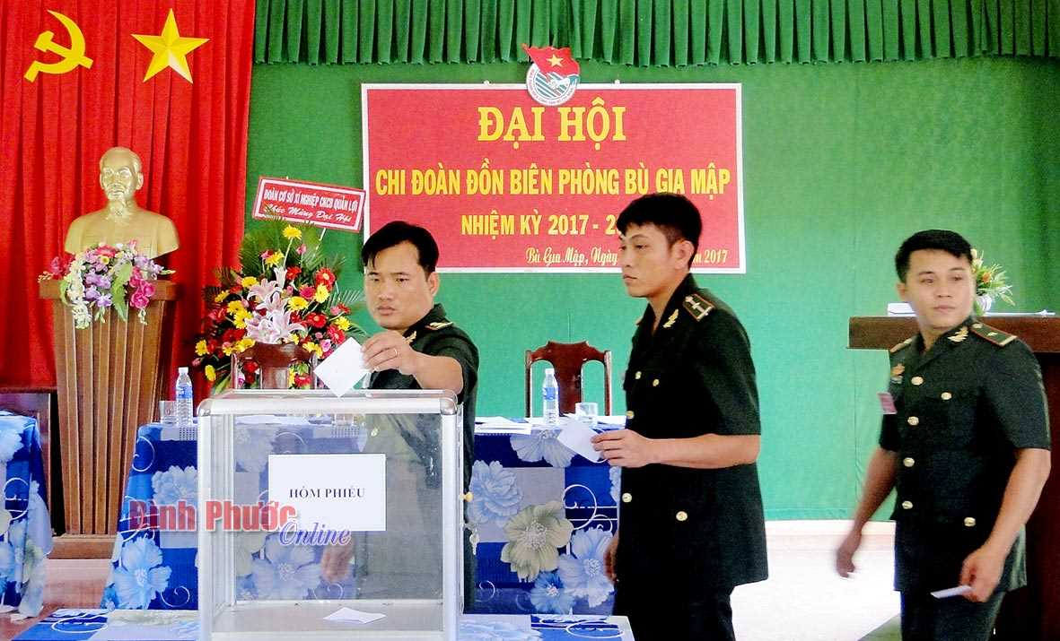 Đại hội chi đo&agrave;n 4 đồn bi&ecirc;n ph&ograve;ng tuyến B&ugrave; Gia Mập