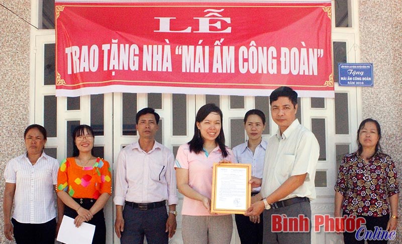 Điểm tựa vững chắc cho người lao động ở Đồng Phú