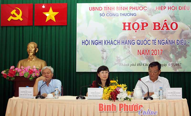 Họp báo hội nghị khách hàng quốc tế ngành điều - Bình Phước năm 2017