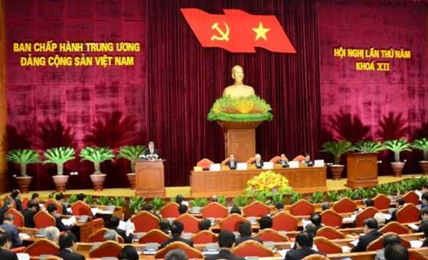 Trung ương thảo luận kết quả kiểm điểm Bộ Ch&iacute;nh trị v&agrave; Ban B&iacute; thư