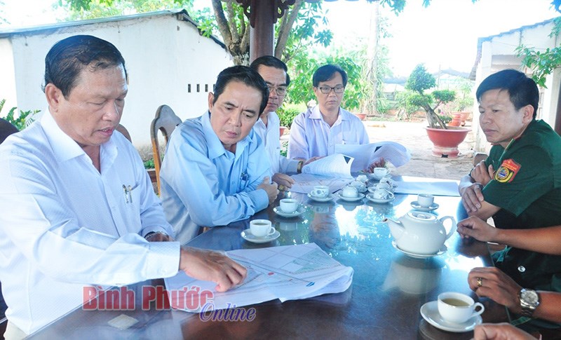 X&acirc;y dựng chợ bi&ecirc;n giới, cảng ICD ph&ugrave; hợp với điều kiện kinh tế v&agrave; quốc ph&ograve;ng - an ninh