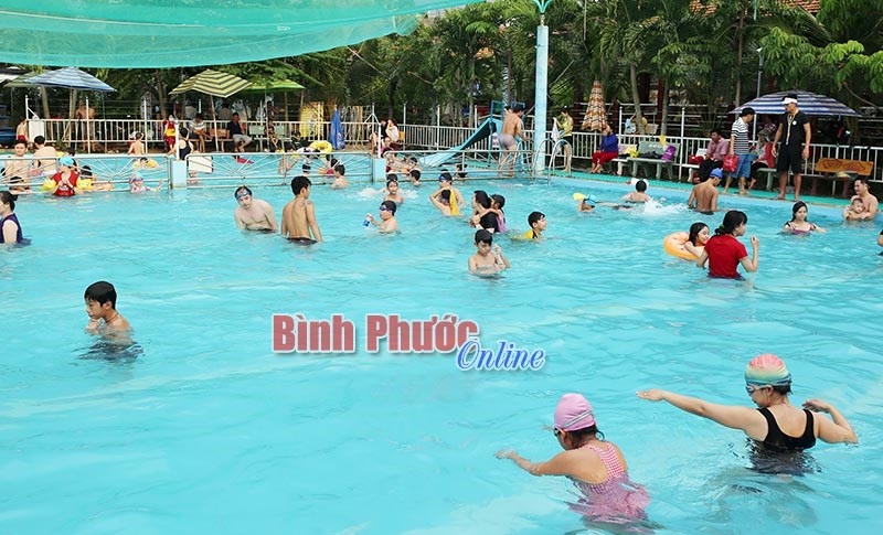 Học bơi - lợi ích 2 trong 1