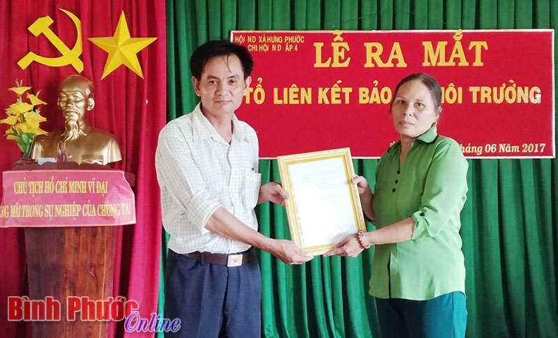 Hội Nông dân Hưng Phước ra mắt Tổ liên kết bảo vệ môi trường