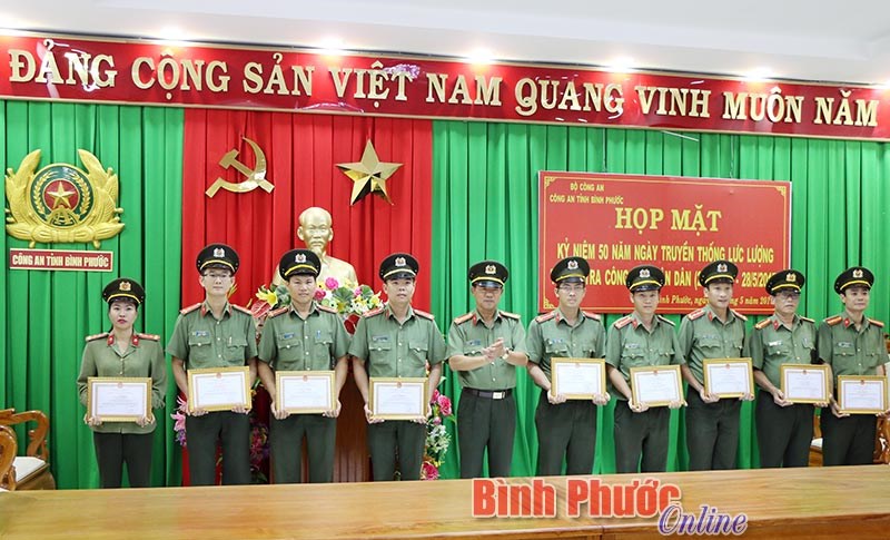 Họp mặt kỷ niệm 50 năm Ng&agrave;y truyền thống thanh tra C&ocirc;ng an nh&acirc;n d&acirc;n