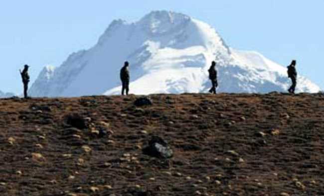 Lính Trung Quốc và Ấn Độ giằng co ở khu vực biên giới tranh chấp