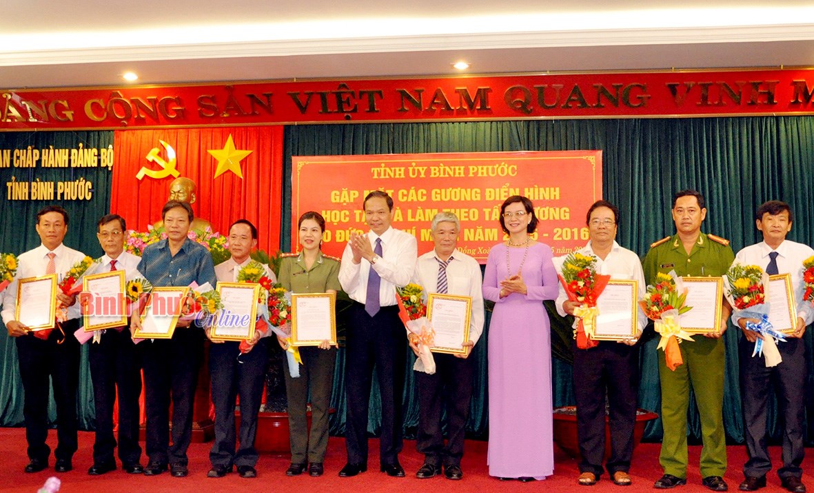 Những kết quả bước đầu trong thực hiện Chỉ thị số 05-CT/TW