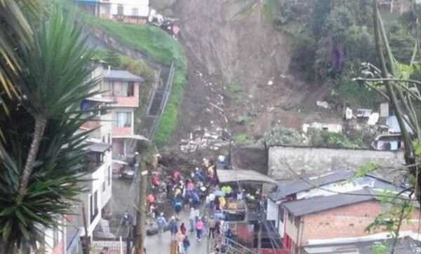 Colombia: Lở đất làm ít nhất 33 người thương vong và mất tích