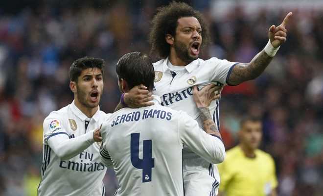 Real Madrid thắng nghẹt thở, Barcelona phô diễn sức mạnh