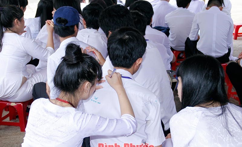 Chia tay học trò - đừng để thành những điều đáng tiếc
