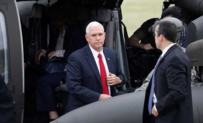 Phó Tổng thống Mỹ Mike Pence bất ngờ tới sát biên giới Triều Tiên