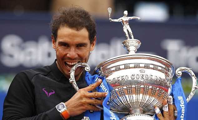 Rafael Nadal hoàn tất cú "decima" lịch sử tại Barcelona Open