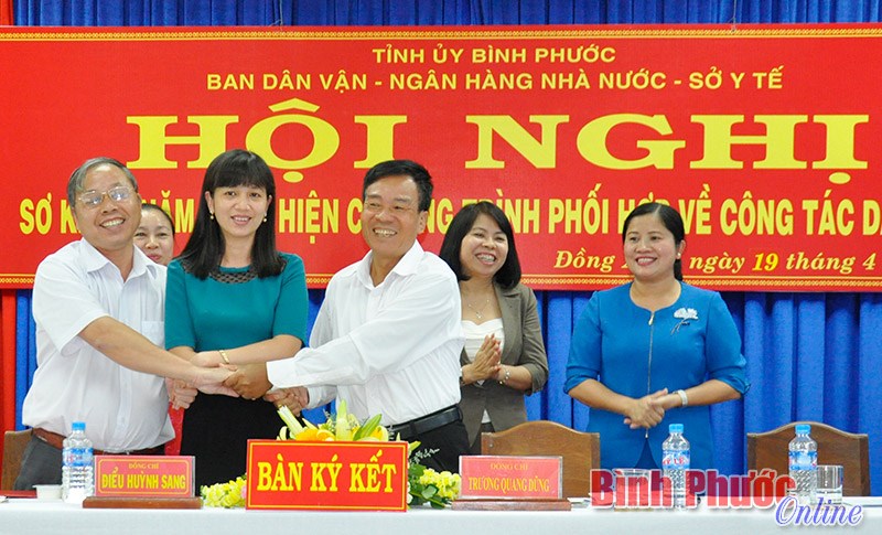 N&acirc;ng cao sự h&agrave;i l&ograve;ng của người d&acirc;n đối với 2 ng&agrave;nh ng&acirc;n h&agrave;ng v&agrave; y tế