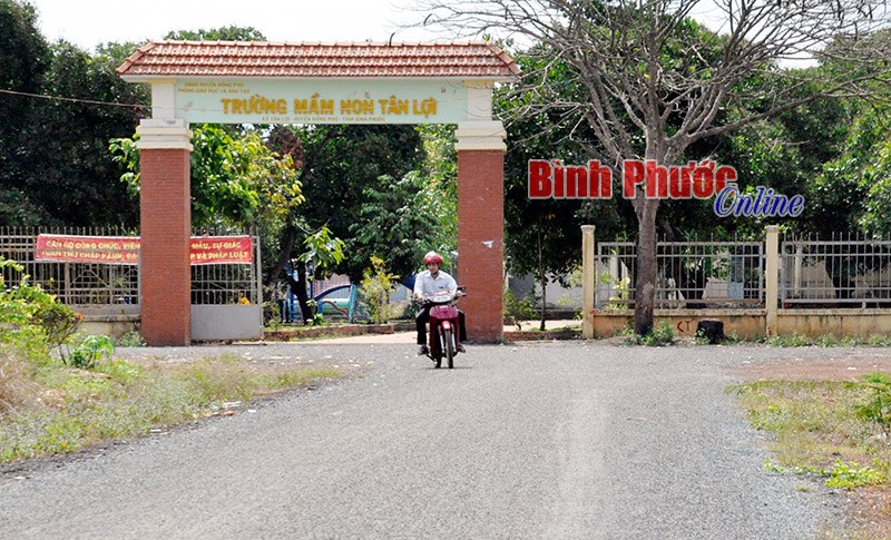 Nỗ lực về đích nông thôn mới của một xã nghèo