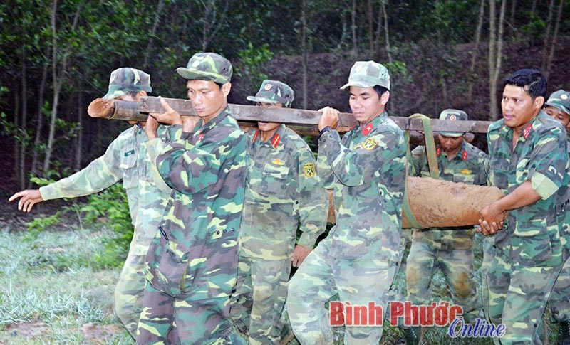 Phá hủy lượng lớn bom, đạn, vật liệu nổ còn tồn sót sau chiến tranh