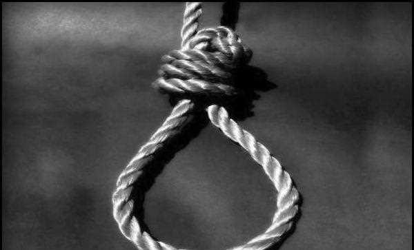 Phó giám đốc BHXH huyện treo cổ tự tử tại nhà riêng