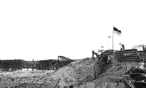 45 năm cu&ocirc;̣c chi&ecirc;́n đ&acirc;́u 81 ngày đ&ecirc;m bảo v&ecirc;̣ Thành c&ocirc;̉ Quảng Trị