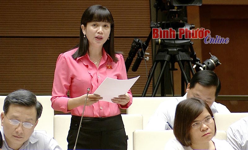 Tuần l&agrave;m việc thứ 2, Đo&agrave;n ĐBQH B&igrave;nh Phước c&oacute; 9 lượt đại biểu tham gia thảo luận