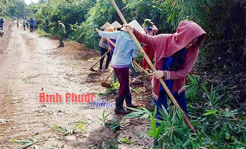 Sửa chữa đường vào di tích danh thắng Thác Đứng