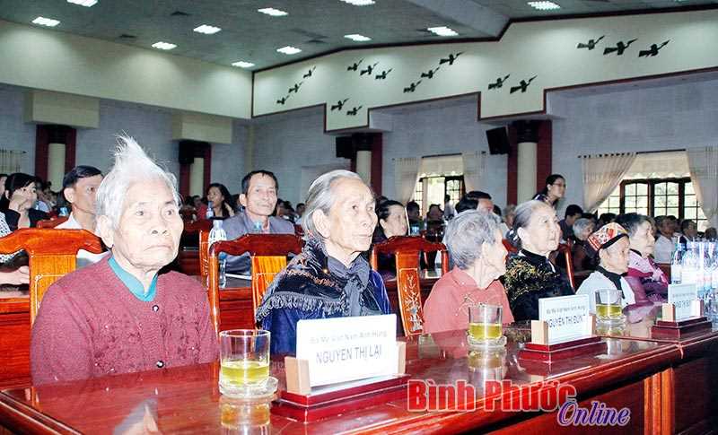 Tăng cường c&ocirc;ng t&aacute;c chăm s&oacute;c người c&oacute; c&ocirc;ng