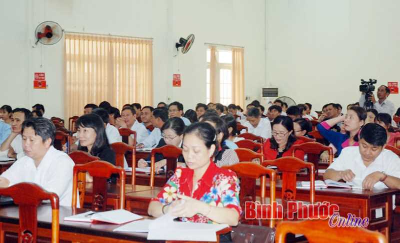 Tập huấn c&ocirc;ng t&aacute;c kiểm tra, gi&aacute;m s&aacute;t v&agrave; thi h&agrave;nh kỷ luật trong Đảng