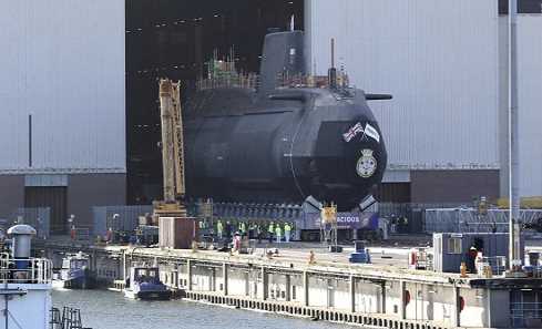 Kinh ngạc siêu tàu ngầm Anh lặn 25 năm không cần tiếp liệu