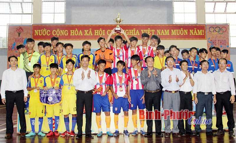 Bình Phước lần đầu đăng cai tổ chức vòng loại giải bóng đá thiếu niên và nhi đồng toàn quốc năm 2017