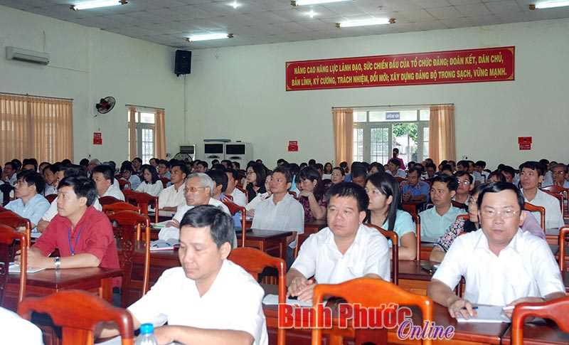 Đảng ủy Khối c&aacute;c cơ quan tỉnh hội nghị th&ocirc;ng tin thời sự lần 3