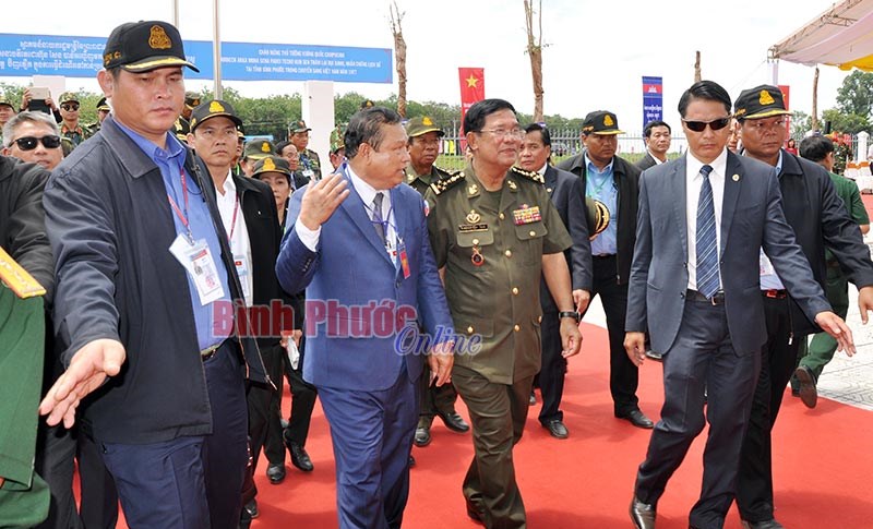 Một số h&igrave;nh ảnh trong chuyến h&agrave;nh tr&igrave;nh của Thủ tướng Hun Sen tại B&igrave;nh Phước
