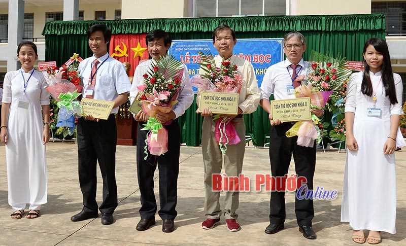 Trường THPT chuyên Bình Long: 100% học sinh xếp loại tiên tiến xuất sắc trở lên