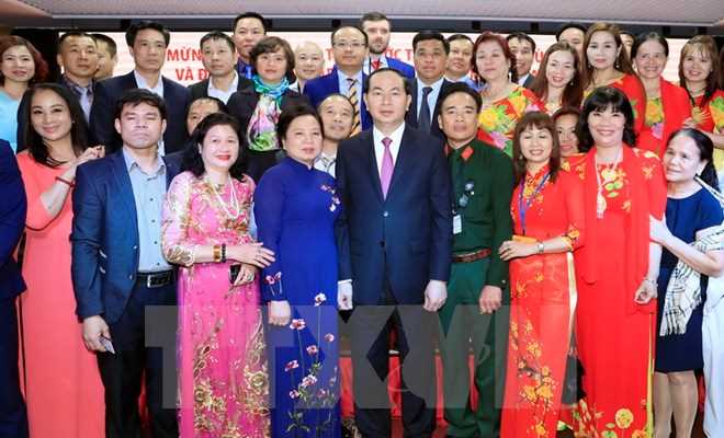 Chủ tịch nước Trần Đại Quang gặp mặt cộng đồng Việt Nam ở Nga