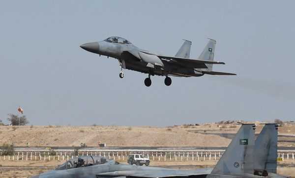 Nhật Bản cử máy bay chiến đấu chặn UAV của Trung Quốc