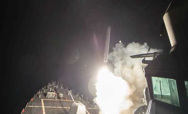 Các nước tiếp tục lên tiếng về vụ tấn công tên lửa nhằm vào Syria