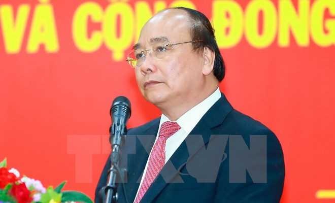 Thủ tướng l&ecirc;n đường tham dự Hội nghị Cấp cao ASEAN 30 tại Philippines