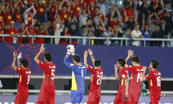 U20 World Cup 2017: Khi các khán đài Cheonan được "nhuộm đỏ"