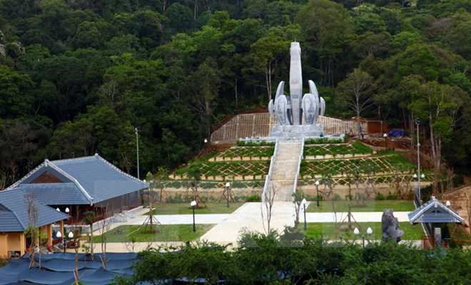 Sẵn s&agrave;ng c&aacute;c hoạt động cho Năm đo&agrave;n kết hữu nghị Việt Nam - L&agrave;o 2017